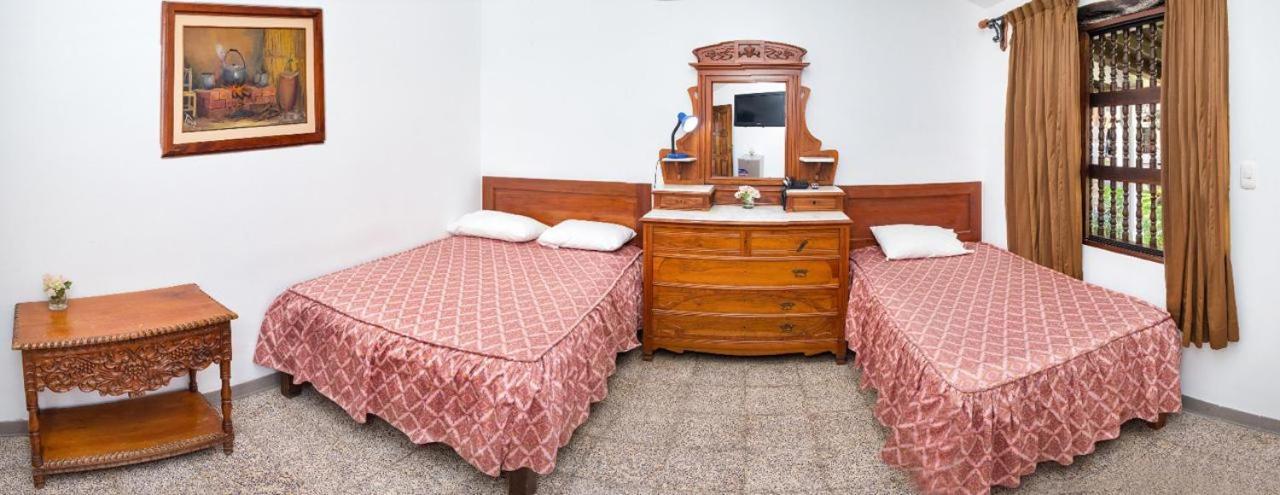 Hotel El Huarango Ica Ngoại thất bức ảnh